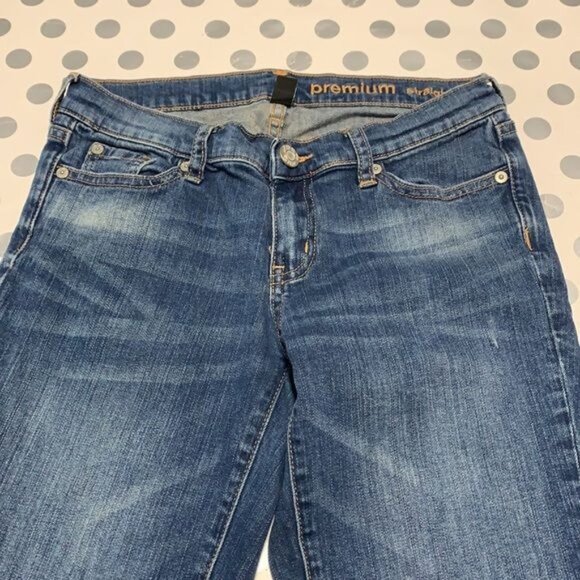 Gap Premium Straight Leg Womens Jeans Size 2/26 Distressed Crop - Picture 7 of 9